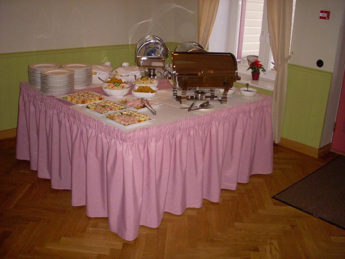 Отель Hotell Räpina Ряпина-25